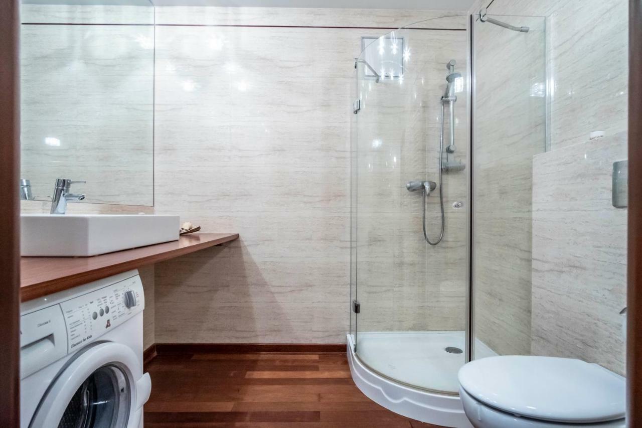 Apartament Gdanski Warschau Buitenkant foto