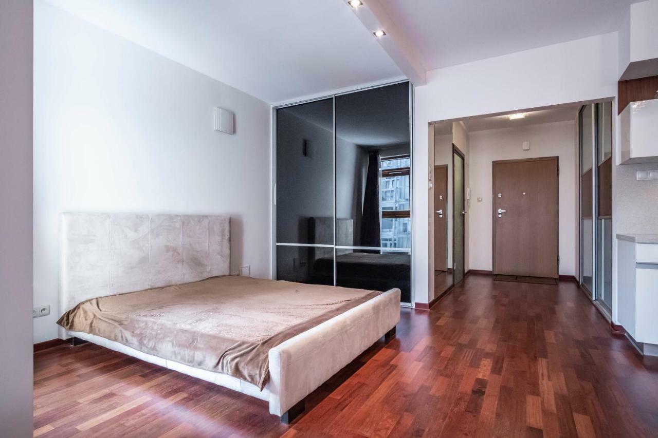 Apartament Gdanski Warschau Buitenkant foto